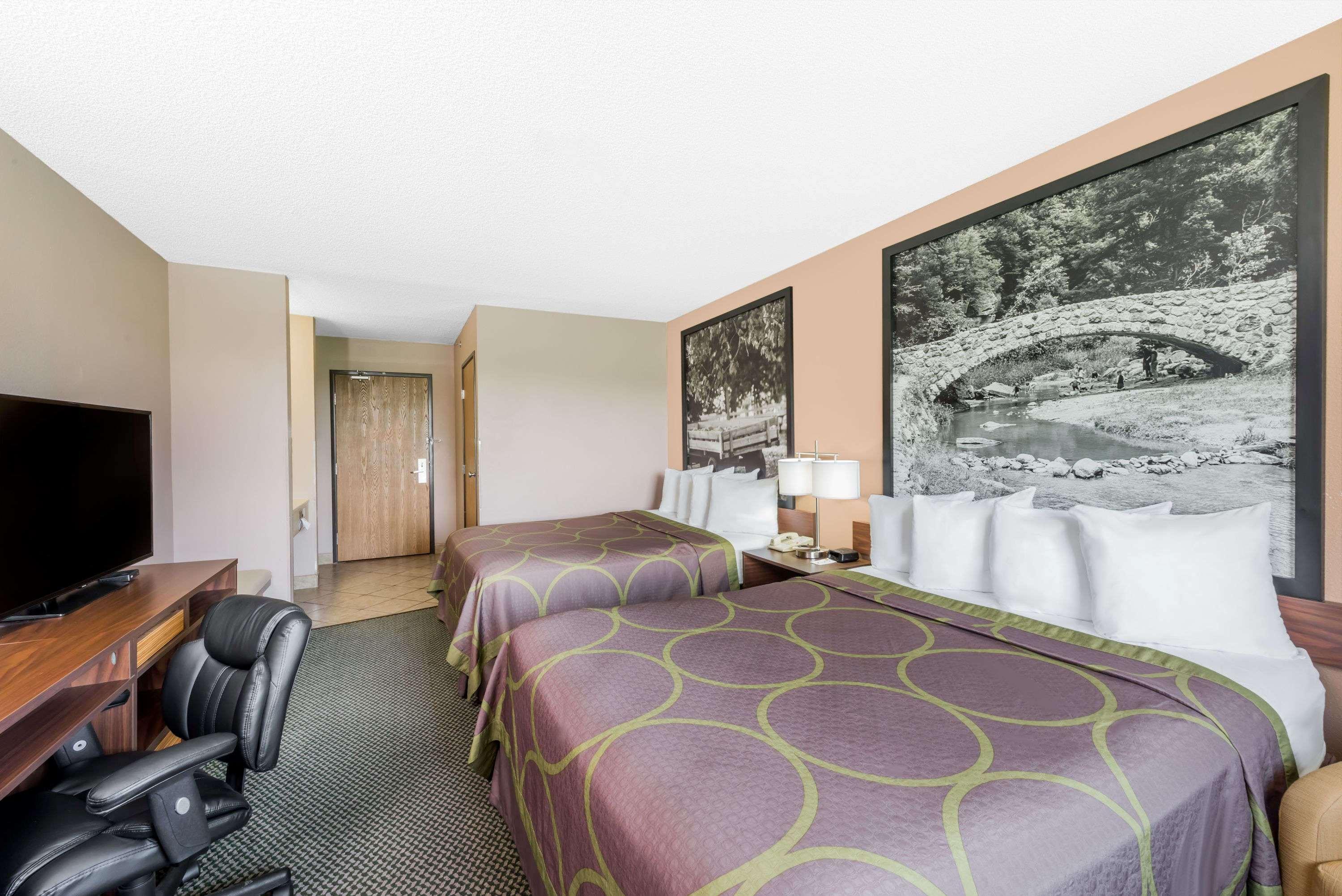 Super 8 By Wyndham Winfield-Quail Ridge Area Hotel Exterior foto