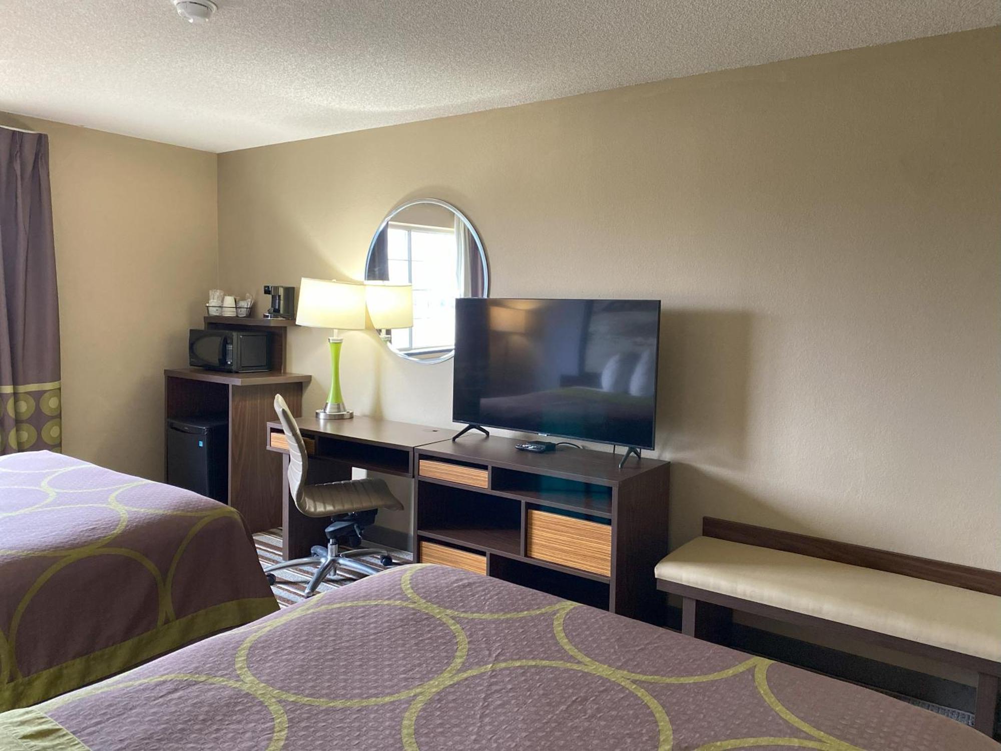 Super 8 By Wyndham Winfield-Quail Ridge Area Hotel Exterior foto
